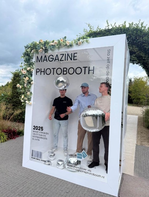 Zilveren ballonnen Magazine Photobooth